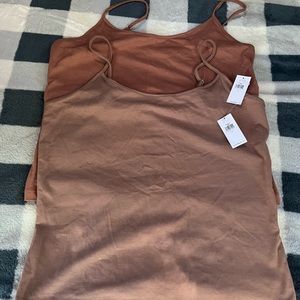 Nice quality ! Lot of 2. Great colors Banana Republic